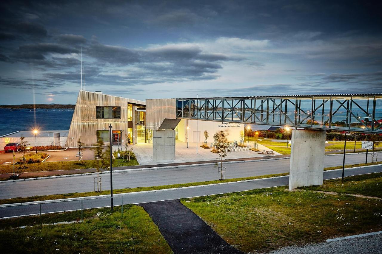 Modern Apartment With Seaview Hammarvika Kültér fotó